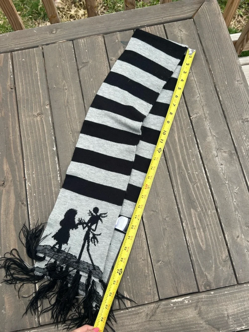 Tim Burtons The Nightmare Before Christmas‎ Scarf EUC Jack And Sally Striped
